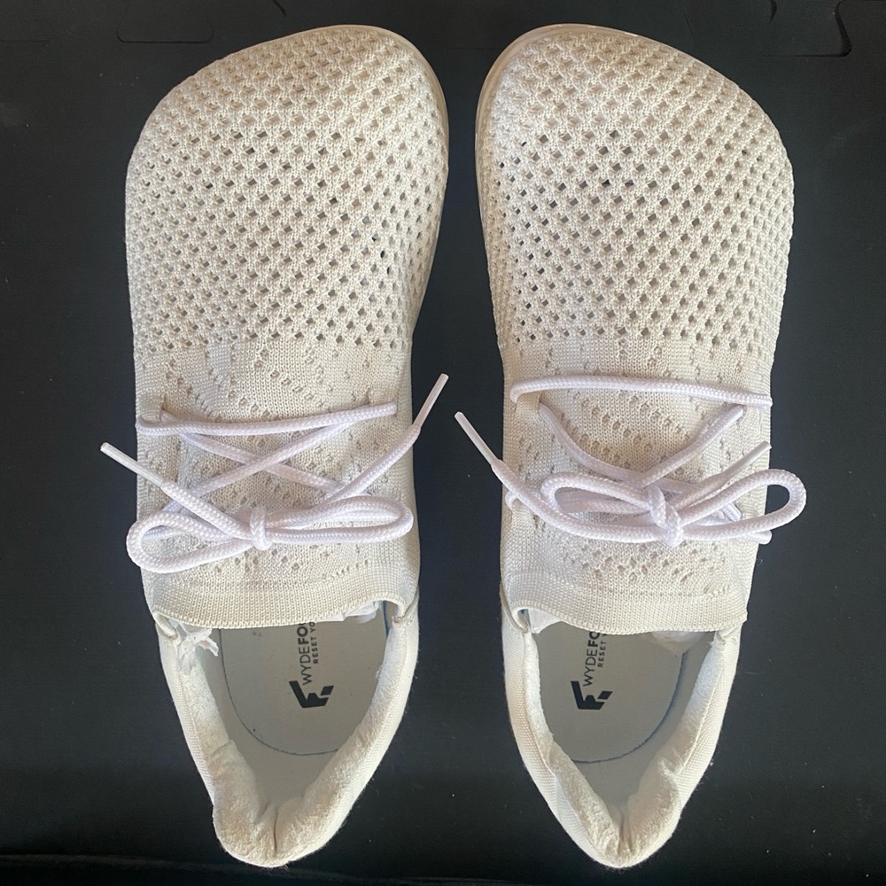 BRAND NEW- Wyde Hallux 1.0, Barefoot Sneakers, Frost White, EU 43, UNISEX